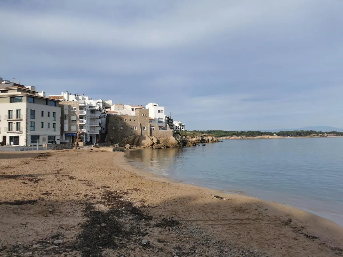 Aparthotel El Cargol L'Escala Spain