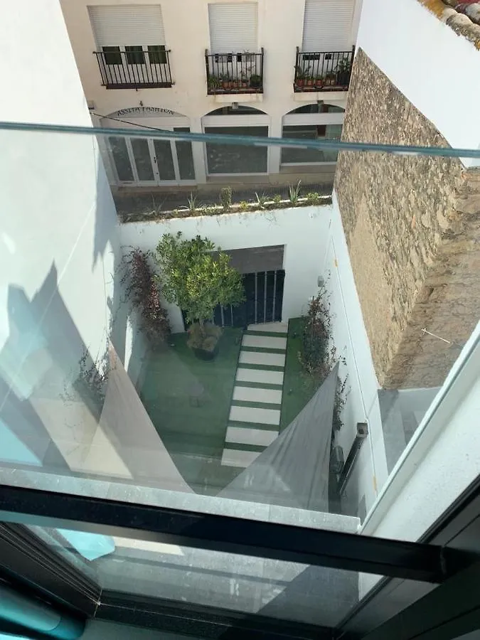 Aparthotel El Cargol L'Escala