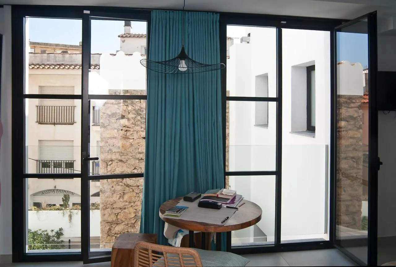 Aparthotel El Cargol L'Escala Spain